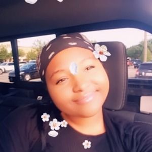 Meet your Posher, Dayzia